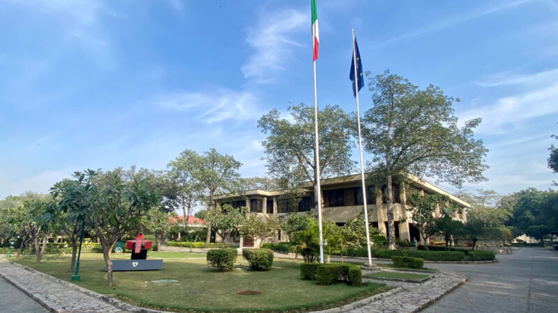 “L’Ambasciata d’Italia in India” di Gaetano Cortese